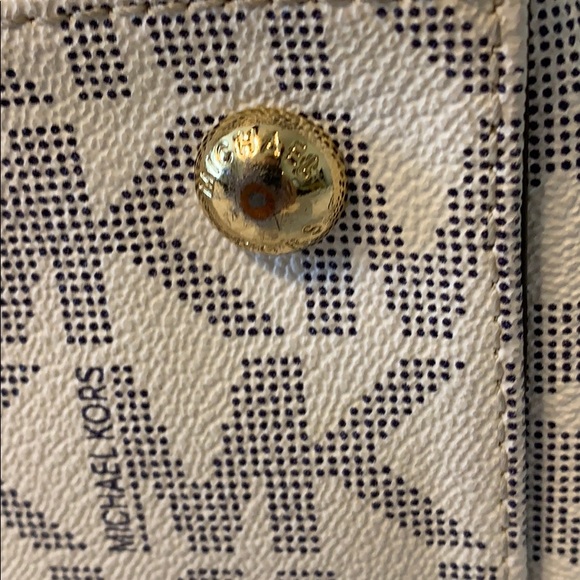 Bag - Picture 4 of 8